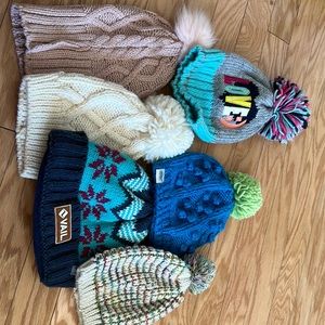 6 beautiful (adult / kids)winter hats.. most of them new